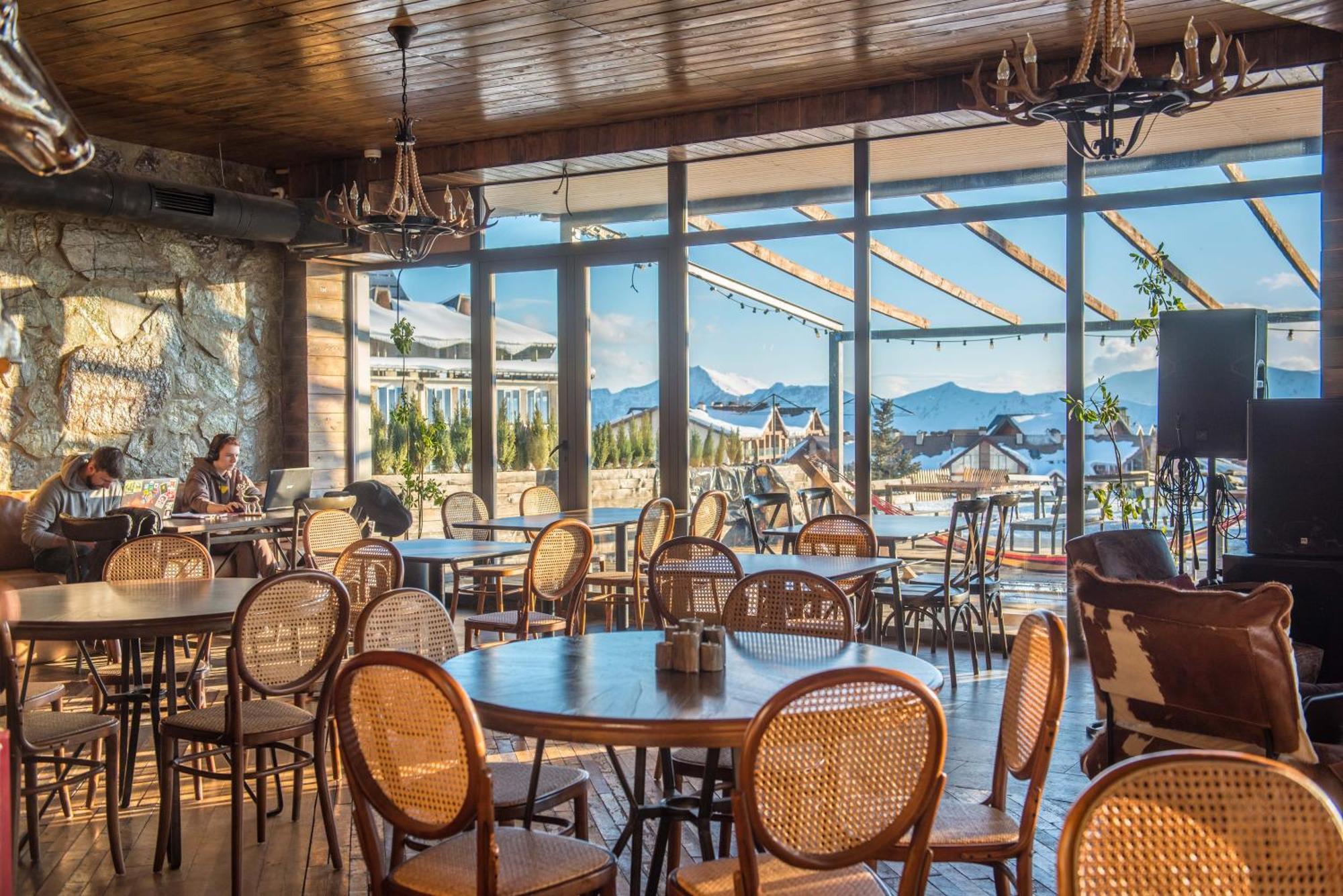 Gudauri Atrium Aparthotel Zewnętrze zdjęcie